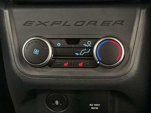 Used 2026 Ford Explorer ST-Line w/ ST-Line Street Pack AWD/4WD image 36