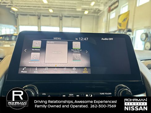 Used 2024 Nissan Armada SL w/ Midnight Edition Package image 7