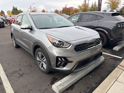 Used 2022 Kia Niro EX Premium