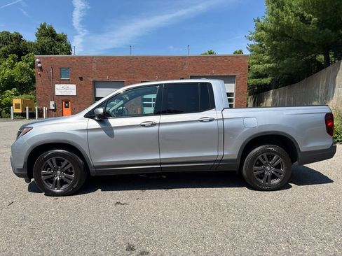 Used 2019 Honda Ridgeline Sport image 3