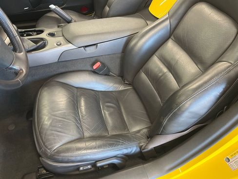 Used 2007 Chevrolet Corvette Convertible w/ Preferred Equipment Group RWD image 41