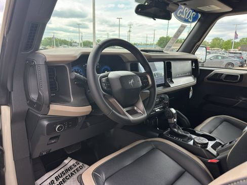 New 2025 Ford Bronco Big Bend w/ Black Diamond Package AWD/4WD image 12