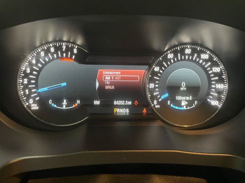 Used 2016 Ford Explorer Platinum AWD/4WD image 18