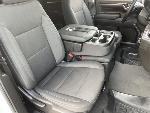 Used 2024 Chevrolet Silverado 1500 RST image 9