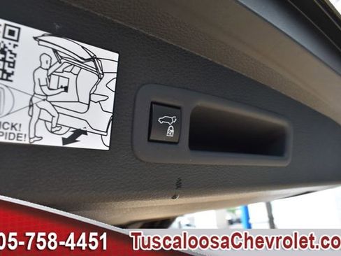 Used 2023 Toyota Sienna XLE FWD image 9