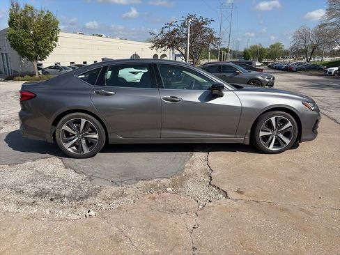 Used 2025 Acura TLX w/ Technology Package image 4