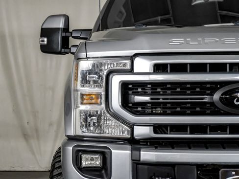 Used 2020 Ford F250 Lariat w/ Lariat Ultimate Package image 39