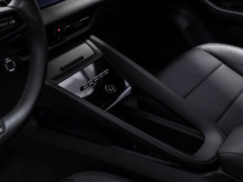 Used 2024 Porsche Macan 4 Electric image 30