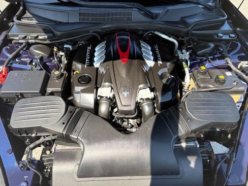 Used 2014 Maserati Quattroporte GTS image 21