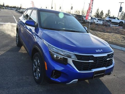 Used 2024 Kia Seltos LX image 9