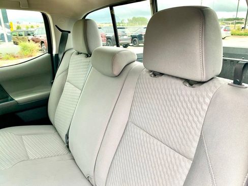 Used 2023 Toyota Tacoma SR AWD/4WD image 18