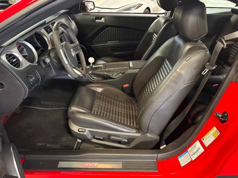 Used 2013 Ford Mustang Shelby GT500 RWD image 36