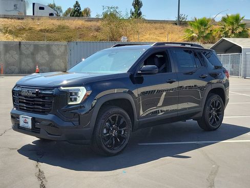 New 2026 GMC Terrain Elevation w/ Elevation Premium Package FWD image 2