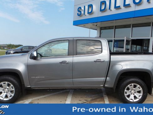 Used 2022 Chevrolet Colorado LT w/ LT Convenience Package image 2