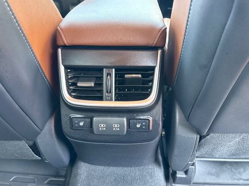 Used 2021 Subaru Outback Touring XT AWD/4WD image 27