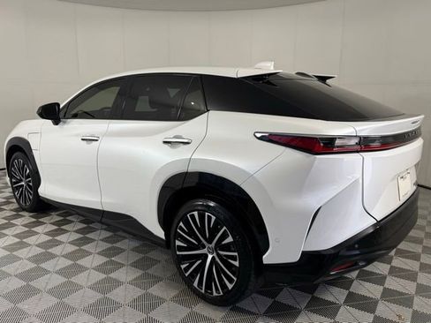Used 2023 Lexus RZ 450e Premium w/ Technology Package image 7