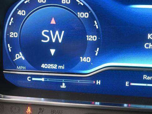 Used 2024 Chevrolet Tahoe RST w/ Luxury Package RWD image 10