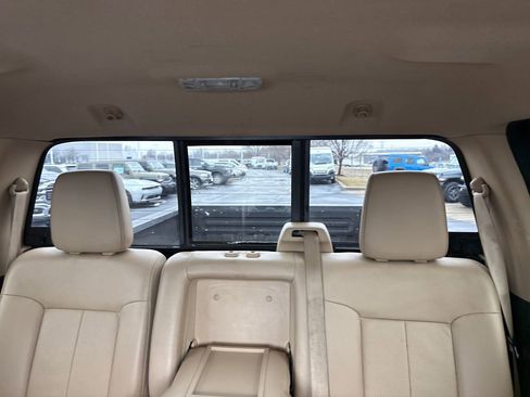 Used 2014 Ford F250 Lariat image 26