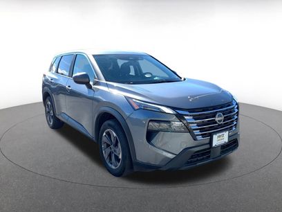 Used 2025 Nissan Rogue SV