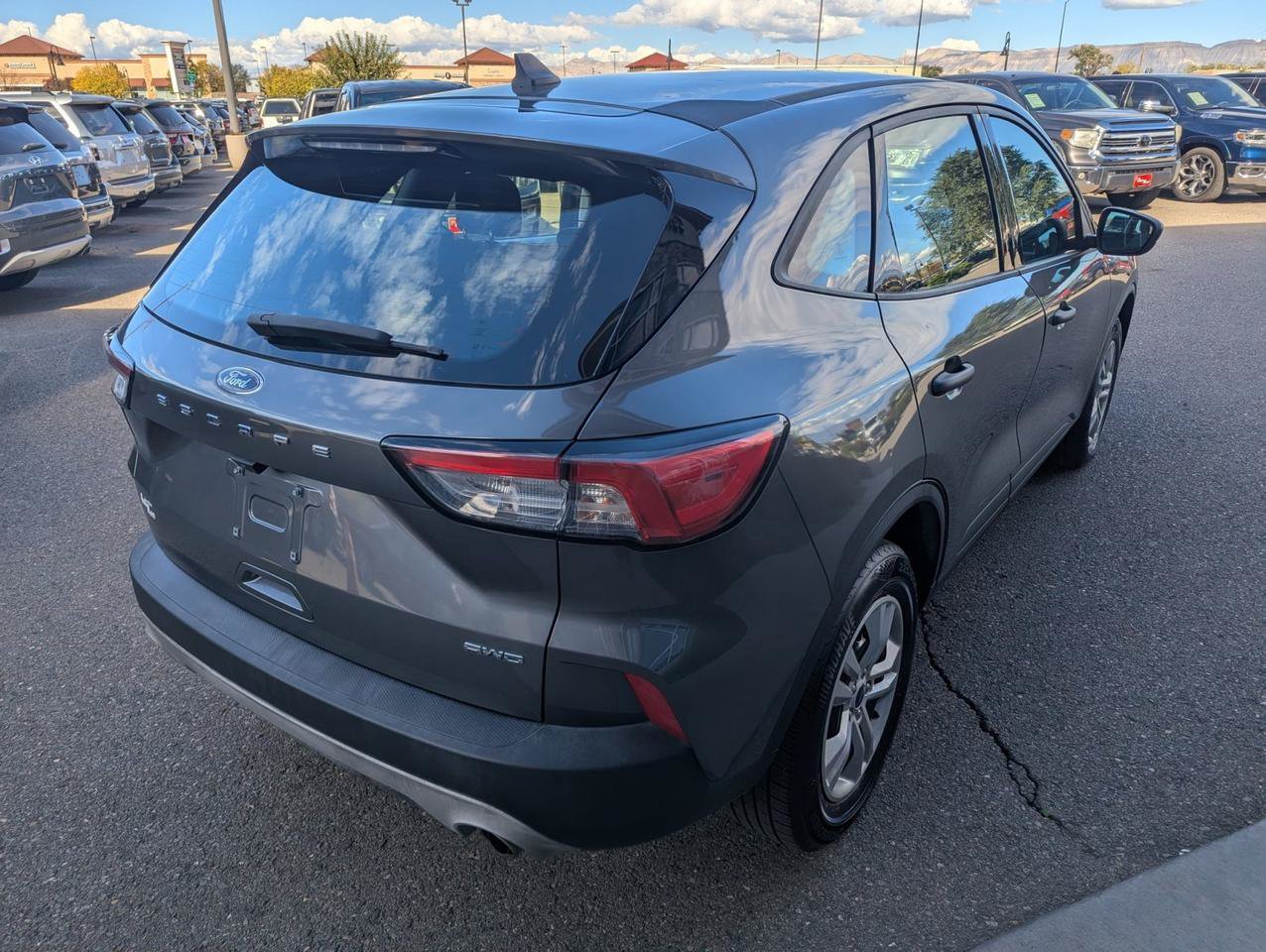 Used 2022 Ford Escape S AWD/4WD image 5