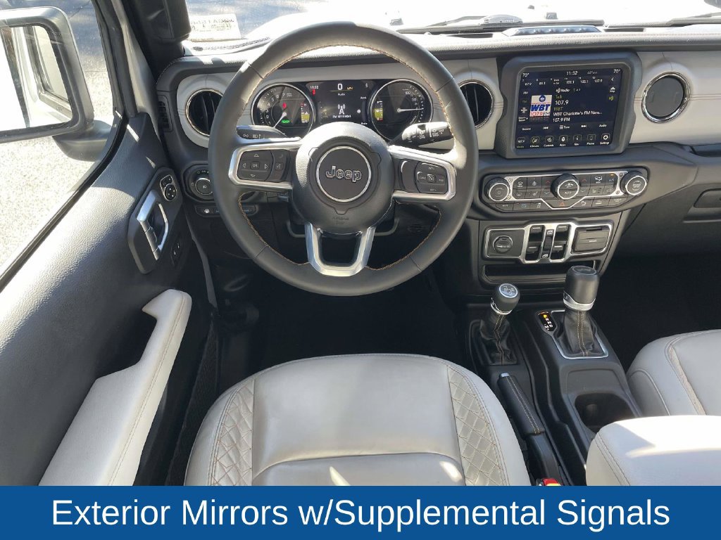 Used 2023 Jeep Wrangler Unlimited Sahara AWD/4WD image 19