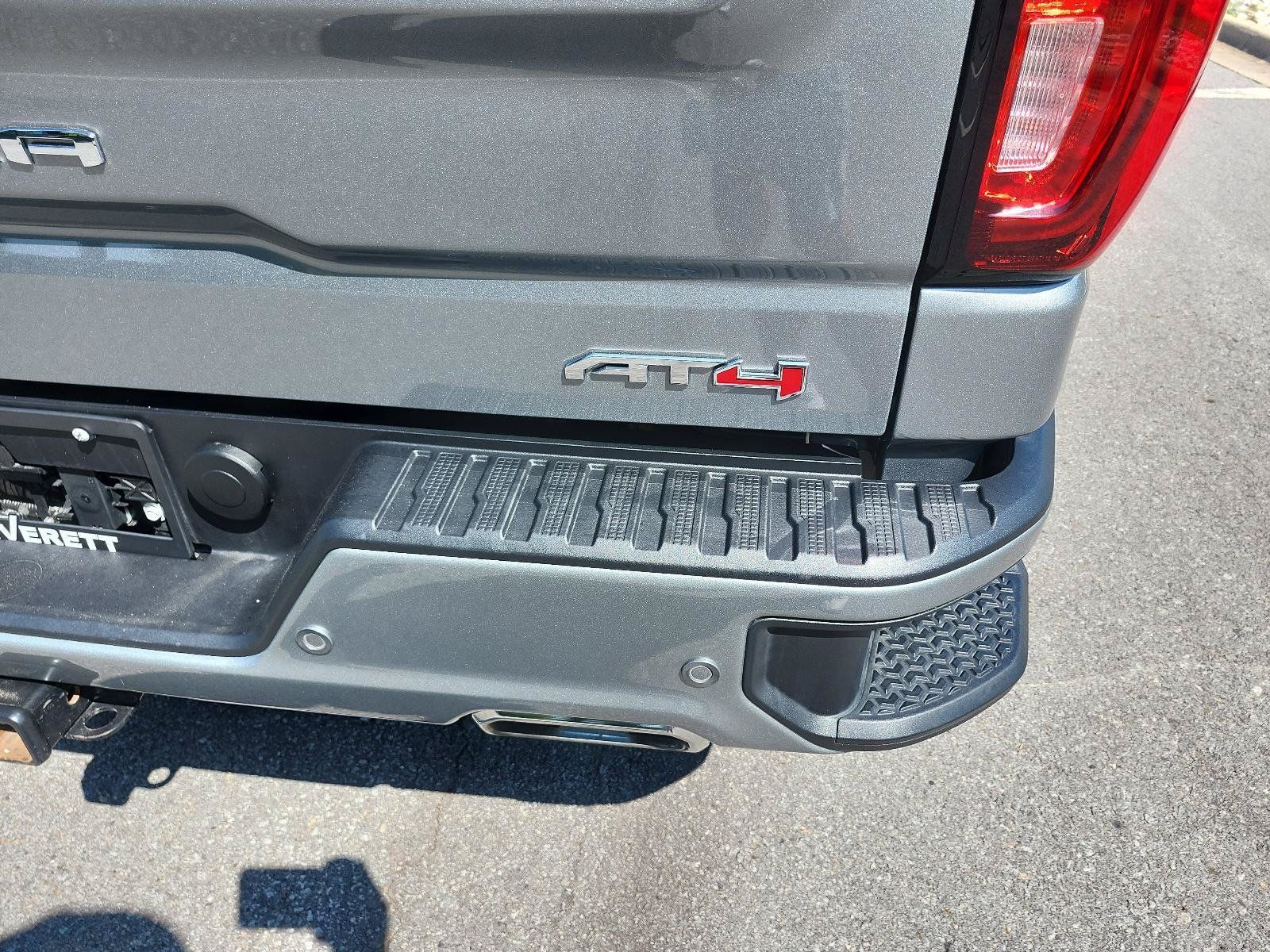 Used 2026 GMC Sierra 1500 AT4 w/ AT4 Premium Package AWD/4WD image 5
