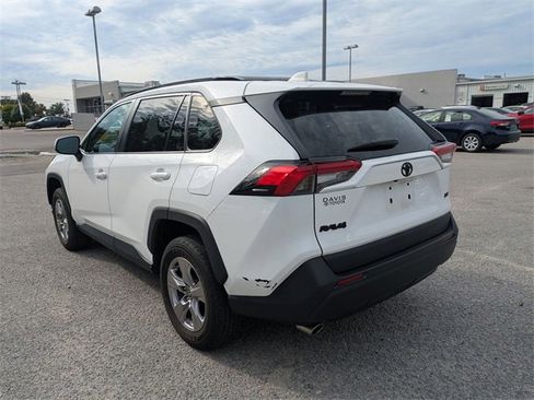 Used 2023 Toyota RAV4 XLE image 5
