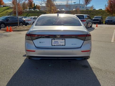 New 2025 Honda Accord EX-L image 5