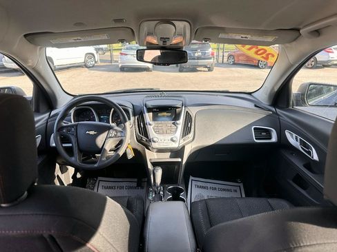 Used 2017 Chevrolet Equinox LS AWD/4WD image 9