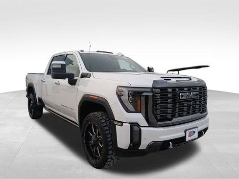 Used 2024 GMC Sierra 2500 Denali Ultimate image 7