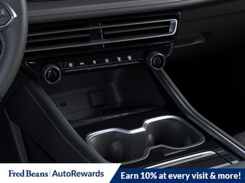 New 2026 Chevrolet Traverse LT w/ Sun and Wheel Package AWD/4WD image 23