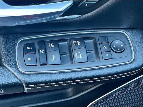 Used 2023 RAM 1500 Laramie image 18