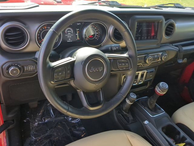 Used 2022 Jeep Wrangler Sport AWD/4WD image 28