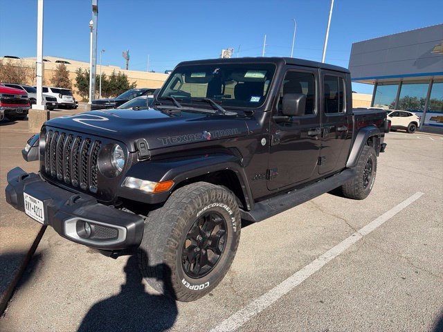 Used 2021 Jeep Gladiator Sport AWD/4WD image 2