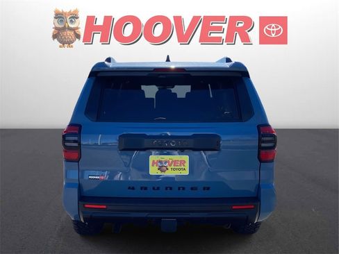 New 2026 Toyota 4Runner SR5 image 3