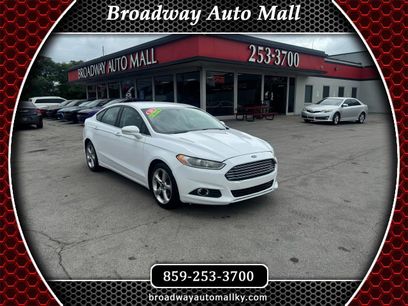 Used 2016 Ford Fusion SE