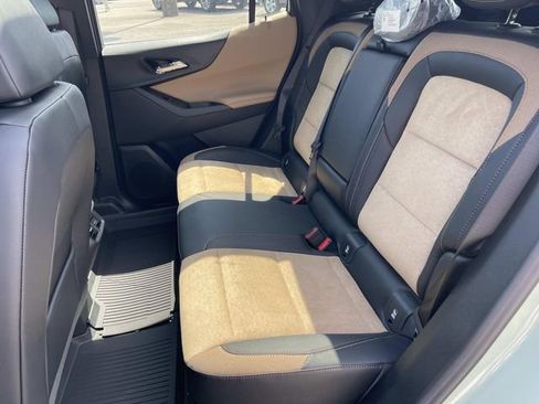 New 2026 Chevrolet Equinox ACTIV w/ Convenience Package III image 19
