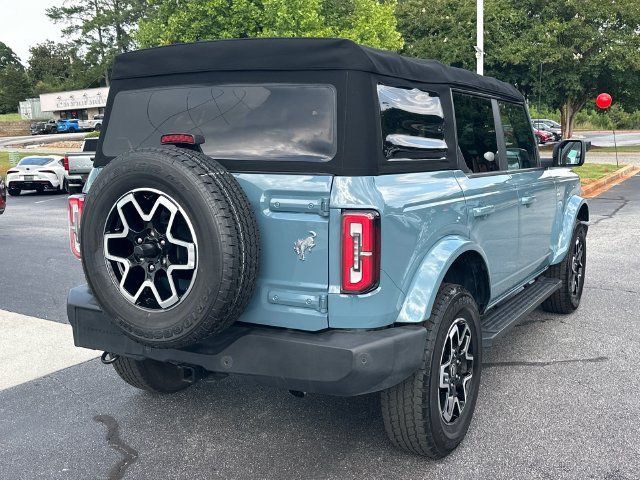Used 2022 Ford Bronco Outer Banks AWD/4WD image 3