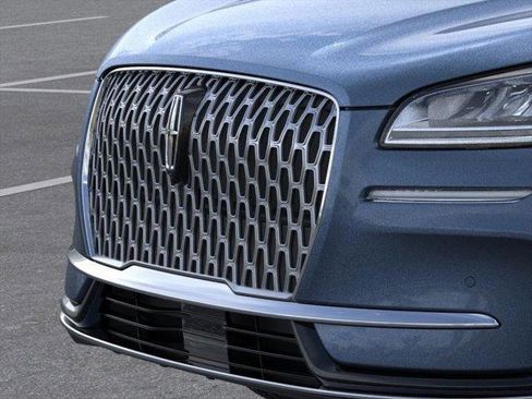 New 2025 Lincoln Corsair AWD w/ Equipment Group 101A image 17