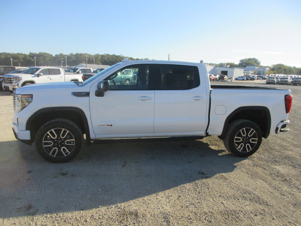 New 2026 GMC Sierra 1500 AT4 w/ AT4 Premium Package AWD/4WD image 11