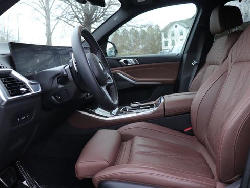 Used 2024 BMW X5 M60i image 13