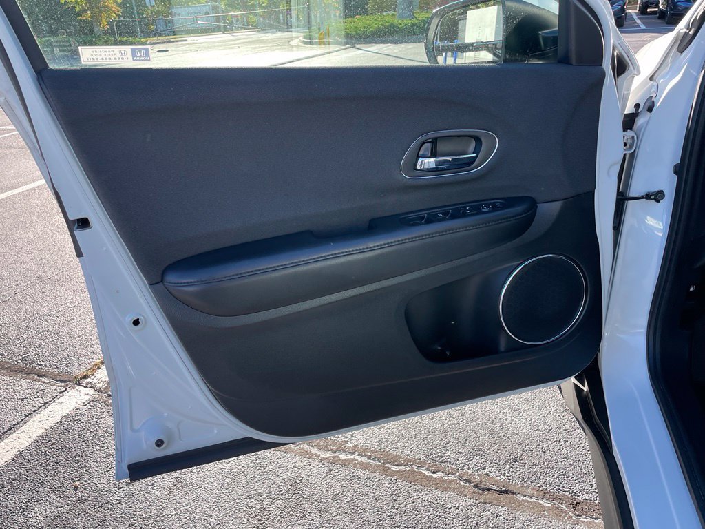 Certified 2022 Honda HR-V EX image 24