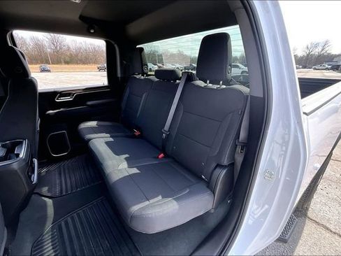 Used 2025 Chevrolet Silverado 2500 LT image 23