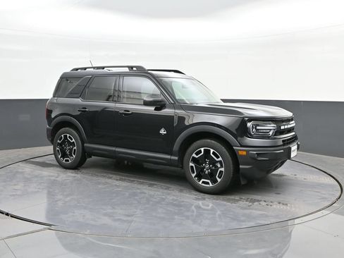 Used 2023 Ford Bronco Sport Outer Banks w/ Tech Package AWD/4WD image 17