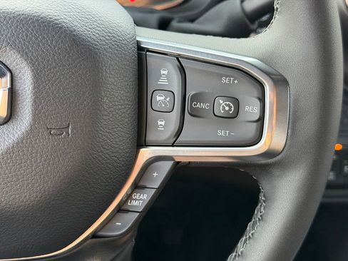 New 2026 RAM 2500 Laramie AWD/4WD image 24