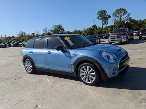 Used 2017 MINI Cooper Clubman S image 3