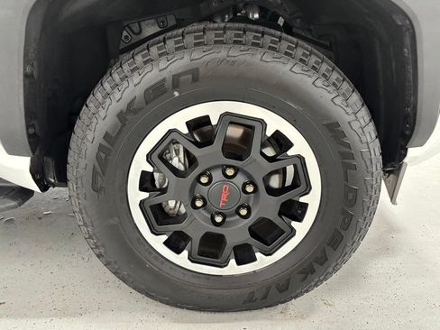 Used 2025 Toyota 4Runner TRD Off-Road Premium w/ Tow Technology Package AWD/4WD image 62