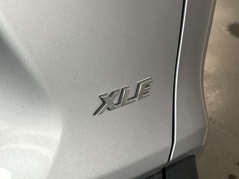 Used 2024 Toyota RAV4 XLE w/ Convenience Package FWD image 31