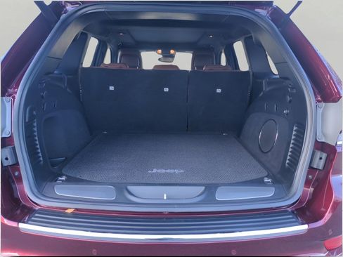 Used 2019 Jeep Grand Cherokee Summit image 32