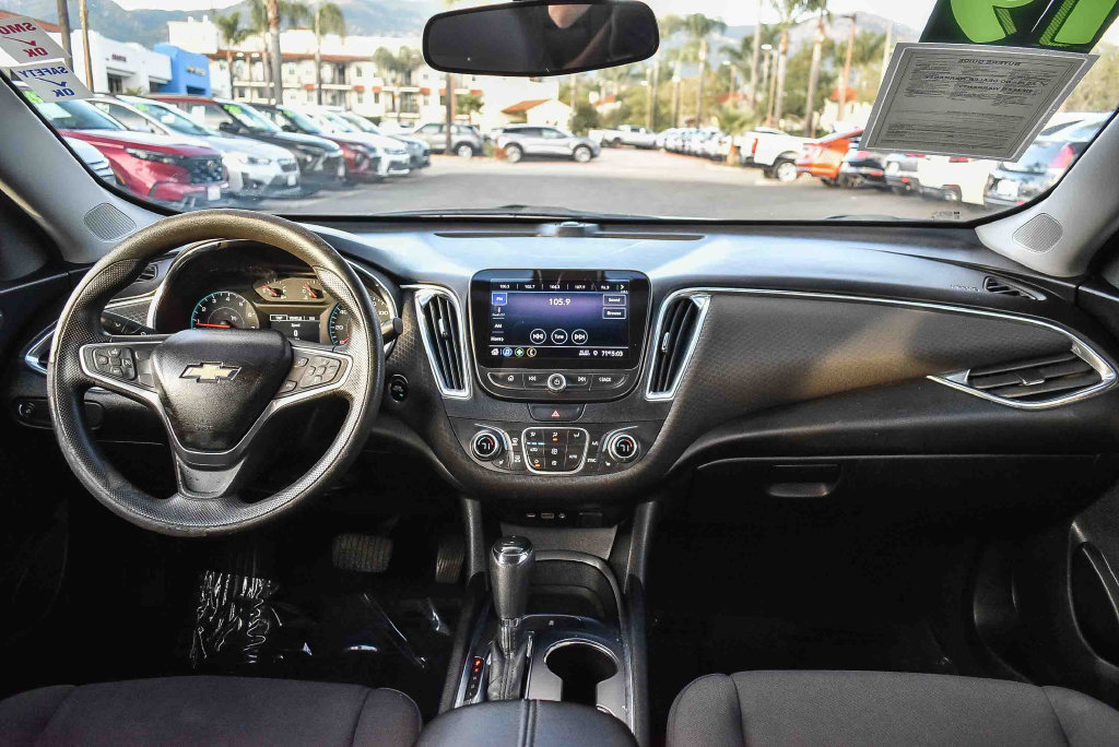 Used 2019 Chevrolet Malibu LT FWD image 13